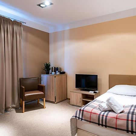 Hotel Dobre Z Lasu Solec Kujawski Eksteriør bilde