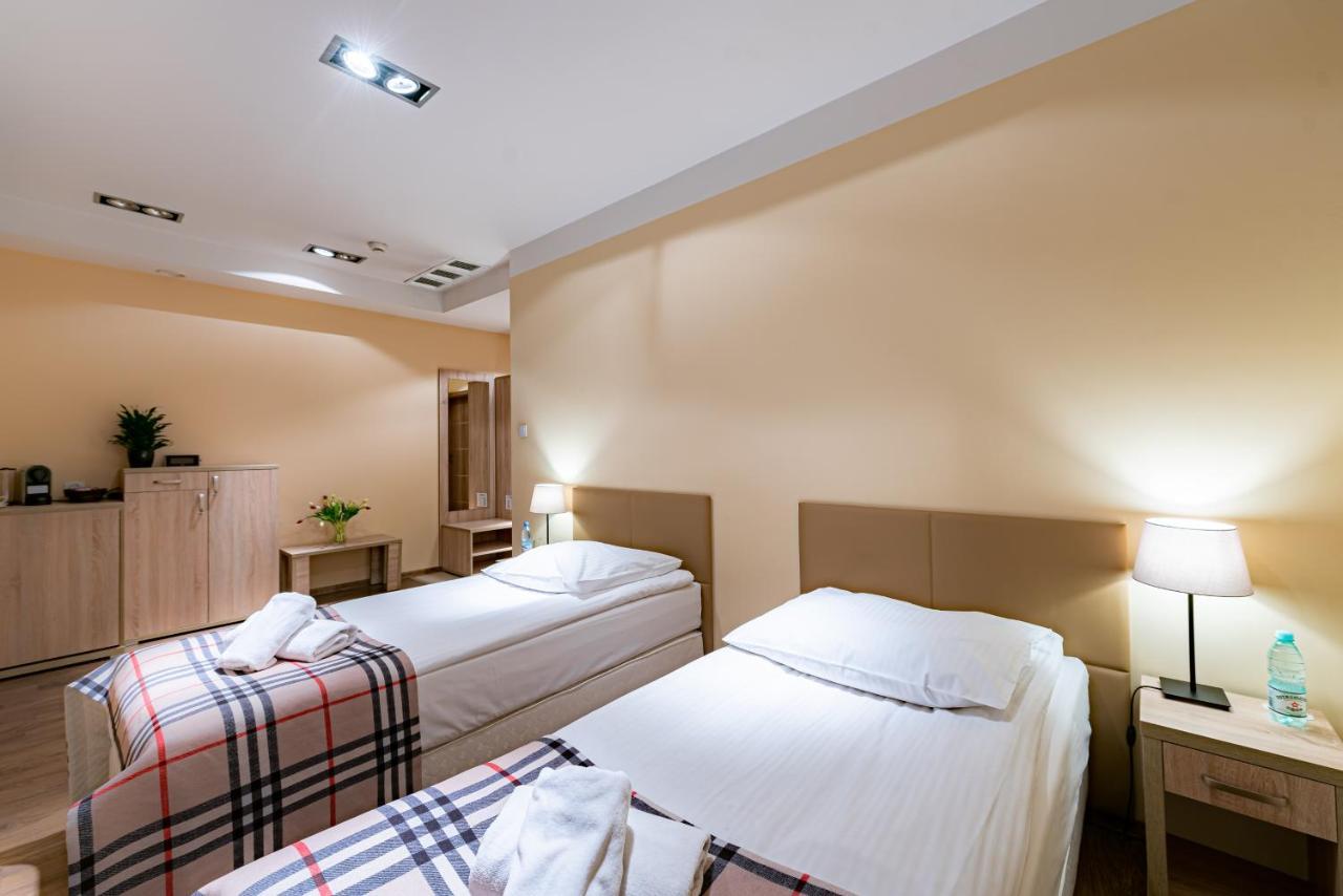 Hotel Dobre Z Lasu Solec Kujawski Eksteriør bilde