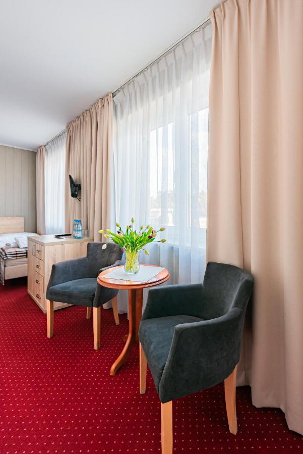 Hotel Dobre Z Lasu Solec Kujawski Eksteriør bilde